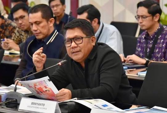 Akhir Penantian Tiga Dekade! Beniyanto Tamoreka Sebut Blok Masela Babak Baru Ketahanan Energi RI Akhir Penantian Tiga Dekade! Beniyanto Tamoreka Sebut Blok Masela Babak Baru Ketahanan Energi RI