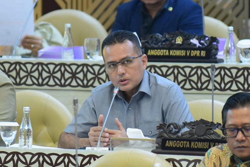 Musa Rajekshah Minta Giant Sea Wall Pantura Masuk Peta Jalan Pembangunan Jangka Panjang Musa Rajekshah Minta Giant Sea Wall Pantura Masuk Peta Jalan Pembangunan Jangka Panjang
